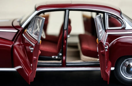 AutoArt BMW 1955 502 بورغوندي 1:18 – نموذج معدني قابل للجمع مصبوب.