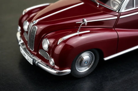 AutoArt BMW 1955 502 بورغوندي 1:18 – نموذج معدني قابل للجمع مصبوب.