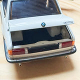 [AutoArt] 1:18 BMW 1983 E21 323i blanc voiture miniature Die-Cast