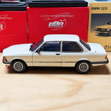 [AutoArt] 1:18 BMW 1983 E21 323i blanc voiture miniature Die-Cast