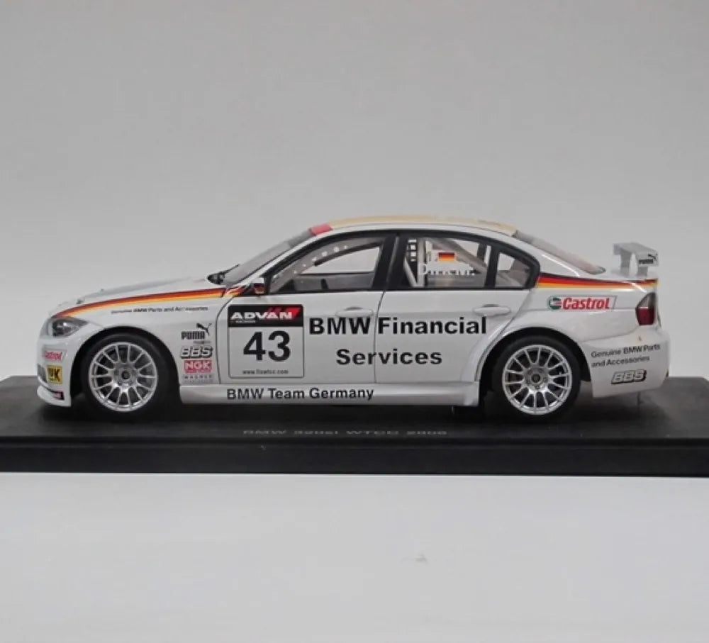 [AutoArt] 1:18 BMW 2006 E30 320Si WTCC Model Car Die-Cast