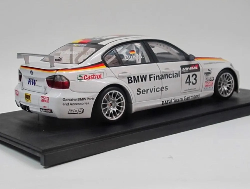 [AutoArt] 1:18 BMW 2006 E30 320Si WTCC Model Car Die-Cast