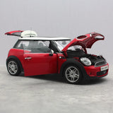 [AutoArt] 1:18 BMW 2006 Mini Cooper S Red Model Car Die-Cast