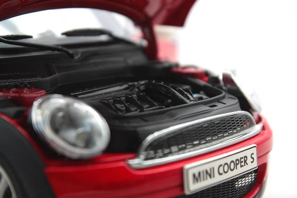[AutoArt] 1:18 BMW 2006 Mini Cooper S rosso modellino di auto Die-Cast