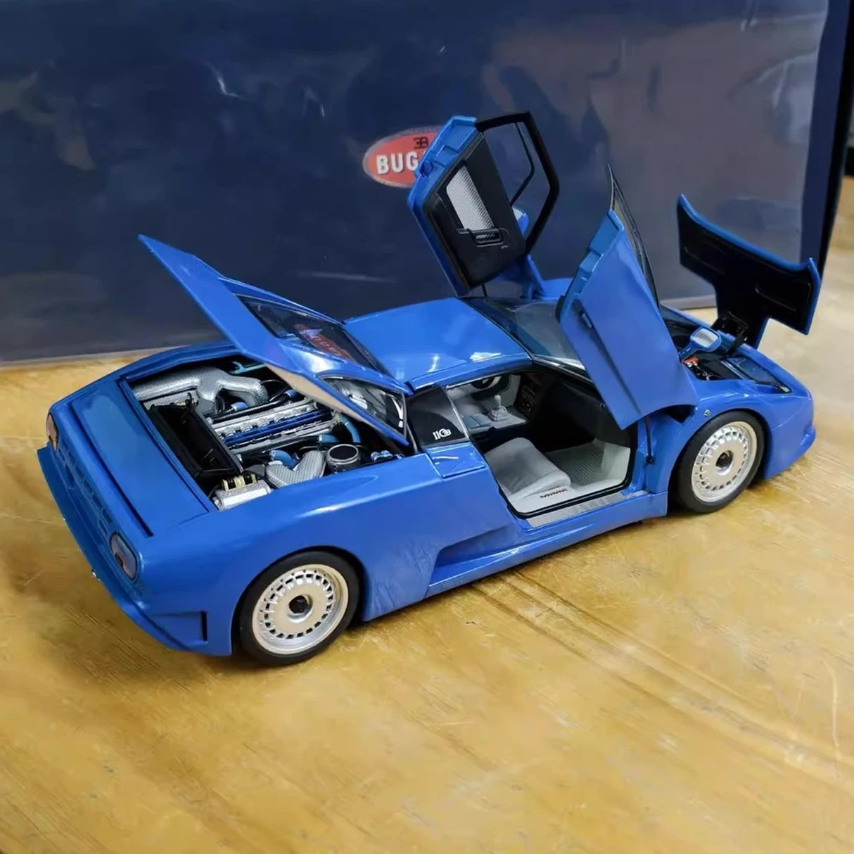 AutoArt Bugatti 1991 EB110 GT Blue 1:18 – Collectible Diecast Model Die-Cast