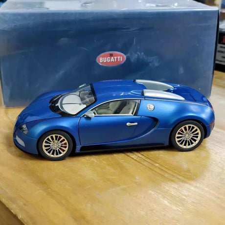 [AutoArt] 1:18 Bugatti 2005 Veyron 16.4 Blue Model Car Die-Cast