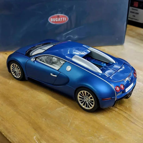 [AutoArt] 1:18 Bugatti 2005 Veyron 16.4 Blue Model Car Die-Cast