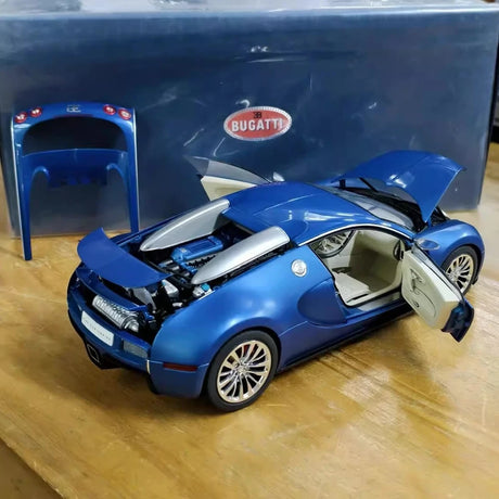[AutoArt] 1:18 Bugatti 2005 Veyron 16.4 Blue Model Car Die-Cast