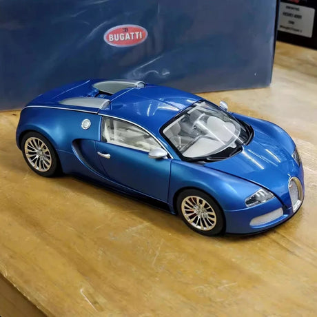 [AutoArt] 1:18 Bugatti 2005 Veyron 16.4 Blue Model Car Die-Cast