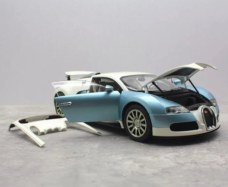[AutoArt] 1:18 Bugatti 2005 Veyron 16.4 White Blue Model Car Die-Cast