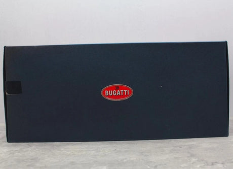 [AutoArt] 1:18 Bugatti 2005 Veyron 16.4 White Blue Model Car Die-Cast