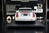 AutoArt Cadillac 2004 CTS-V Białoczerwony akcent 1:18 – Kolekcjonerski model odlewany