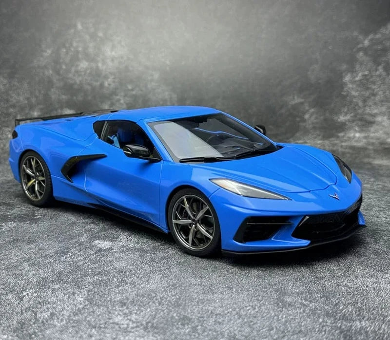 AutoArt Chevrolet 2020 Corvette C8 Stingray Z51 Blau 1:18 – Druckguss-Sammlermodell