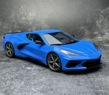 AutoArt شيفروليه 2020 كورفيت C8 ستينغراي Z51 بلو 1:18 – نموذج معدني قابل للجمع مصبوب.