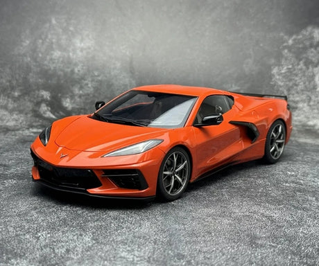 AutoArt شيفروليه 2020 كورفيت C8 ستينغراي Z51 أورانج 1:18 – نموذج معدني قابل للجمع مصبوب.