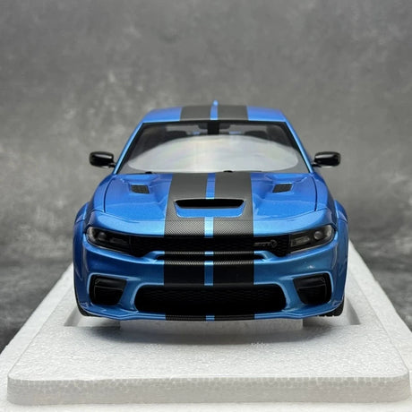 AutoArt Dodge 2020 Charger R-T Scat Pack Widebody أزرق 1:18 – نموذج معدني مصبوب لهواة الجمع