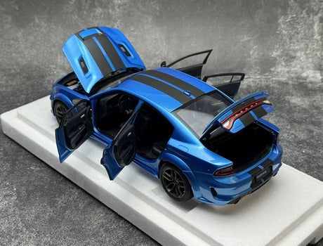 AutoArt Dodge 2020 Charger R-T Scat Pack Widebody أزرق 1:18 – نموذج معدني مصبوب لهواة الجمع