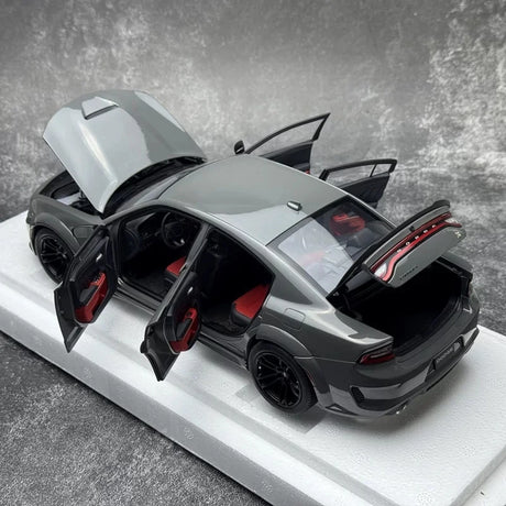 AutoArt Dodge 2020 Charger R-T Scat Pack Widebody رمادي 1:18 – نموذج معدني مصبوب لهواة الجمع