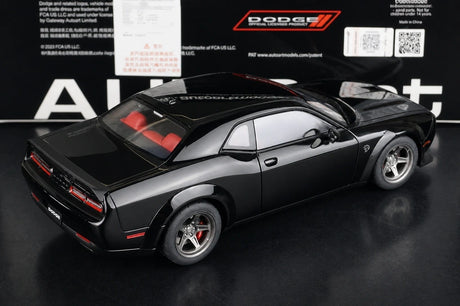 AutoArt Dodge 2023 تشالنجر SRT سوبر ستوك بلاك 1:18 – نموذج معدني قابل للجمع مصبوب.