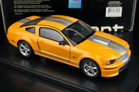 AutoArt Ford 2007 Shelby GT Orange 1:18 – Collectible Diecast Model Die-Cast