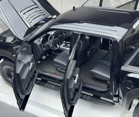 AutoArt Ford 2019 F-150 Raptor SuperCrew Black 1:18 – Collectible Diecast Model Die-Cast