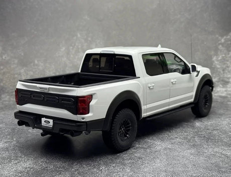AutoArt Ford 2019 F-150 Raptor SuperCrew White 1:18 – Collectible Diecast Model Die-Cast