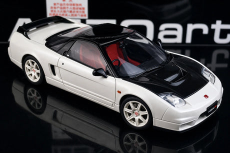 AutoArt Honda 2002 NSX-R NA2 Carbon Hood White 1:18 – keräilyesineitä valuvalumallia