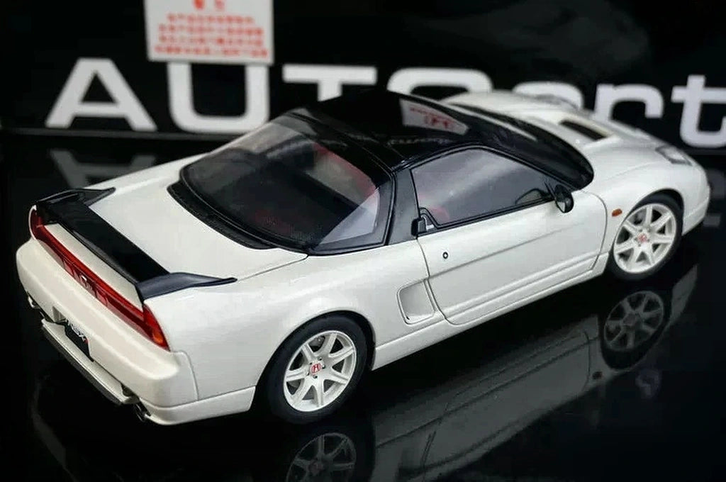 AutoArt Honda 2002 NSX-R NA2 White 1:18 – Collectible Diecast Model Die-Cast