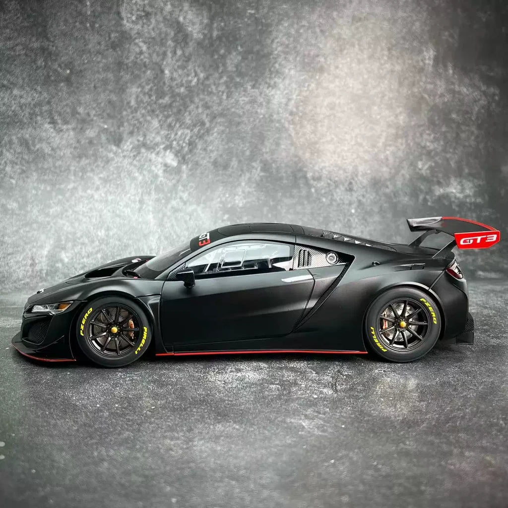 AutoArt Honda 2018 NSX GT3 بلاك 1:18 – نموذج معدني قابل للجمع