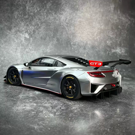 AutoArt Honda 2018 NSX GT3 Silver 1:18 – Keräilyesineitä valuvalumallina