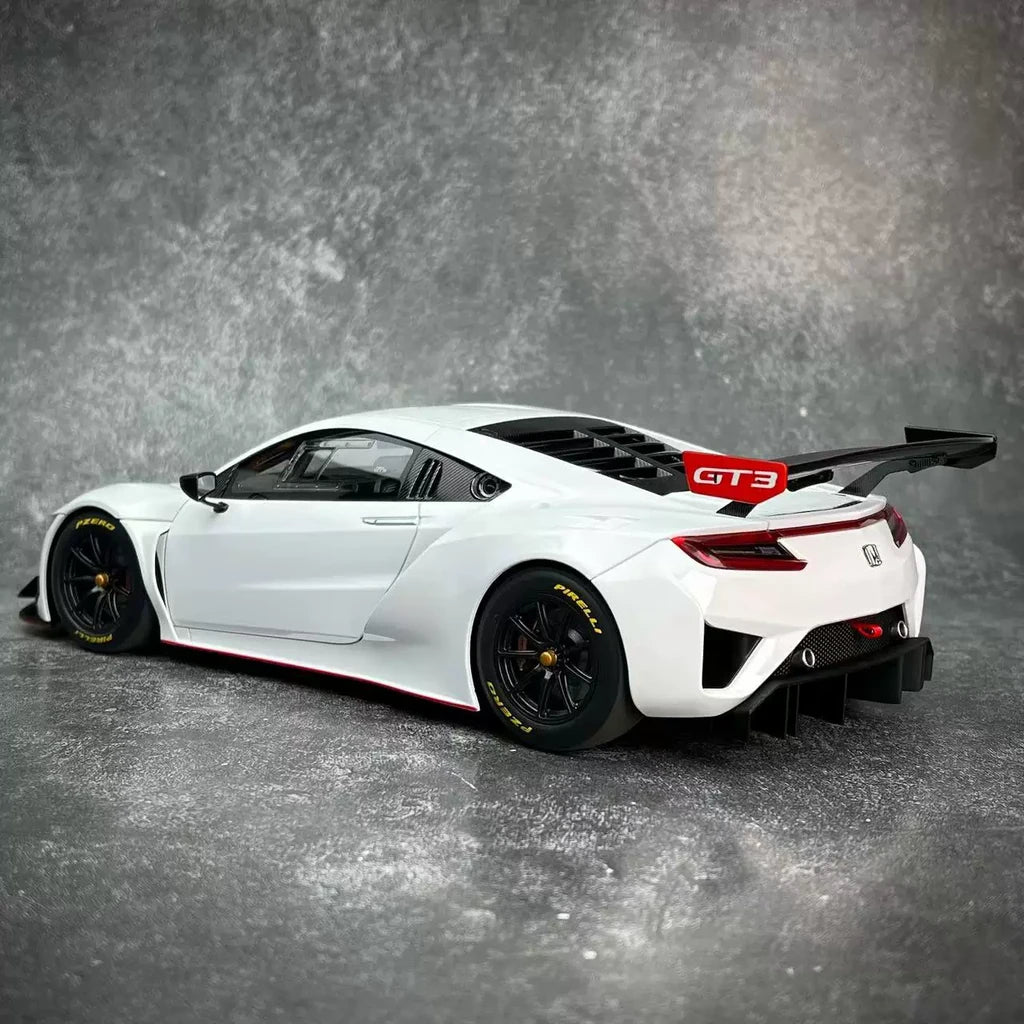 AutoArt Honda 2018 NSX GT3 White 1:18 – Collectible Diecast Model Die-Cast