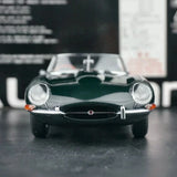 AutoArt Jaguar 1961 E-Type Roadster Green 1:18 – Collectible Diecast Model Die-Cast
