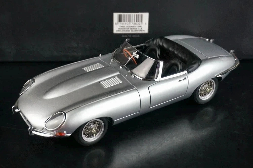 AutoArt Jaguar 1961 E-Type Roadster Silver 1:18 – Collectible Diecast Model Die-Cast