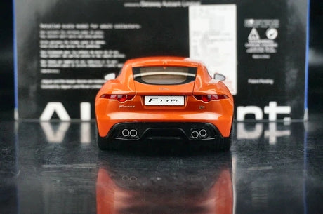 AutoArt Jaguar 2014 F-Type Orange 1:18 – samlarobjekt av gjutna modeller i gjutna metall