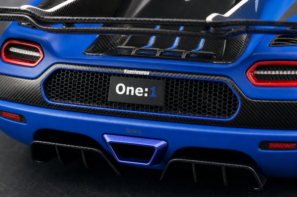 AutoArt Koenigsegg 2014 One1 Blue 1:18 – نموذج معدني قابل للجمع من القالب المصبوب