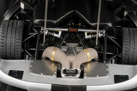 AutoArt Koenigsegg 2014 One1 Silver 1:18 – نموذج معدني قابل للجمع من القالب المصبوب