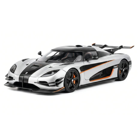 AutoArt Koenigsegg 2014 One1 Silver 1:18 – نموذج معدني قابل للجمع من القالب المصبوب
