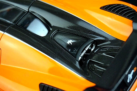 AutoArt Koenigsegg 2015 Agera RS أورانج 1:18 – نموذج معدني قابل للجمع من قالب القالب