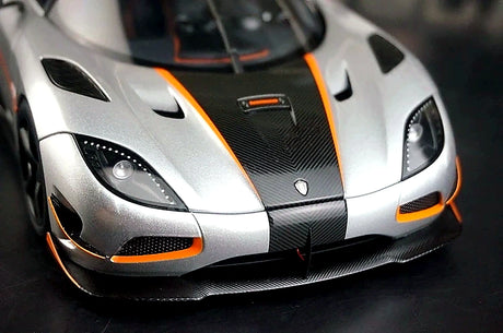 AutoArt Koenigsegg 2015 Agera RS سيلفر 1:18 – نموذج معدني قابل للجمع مصبوب، مصبوب.