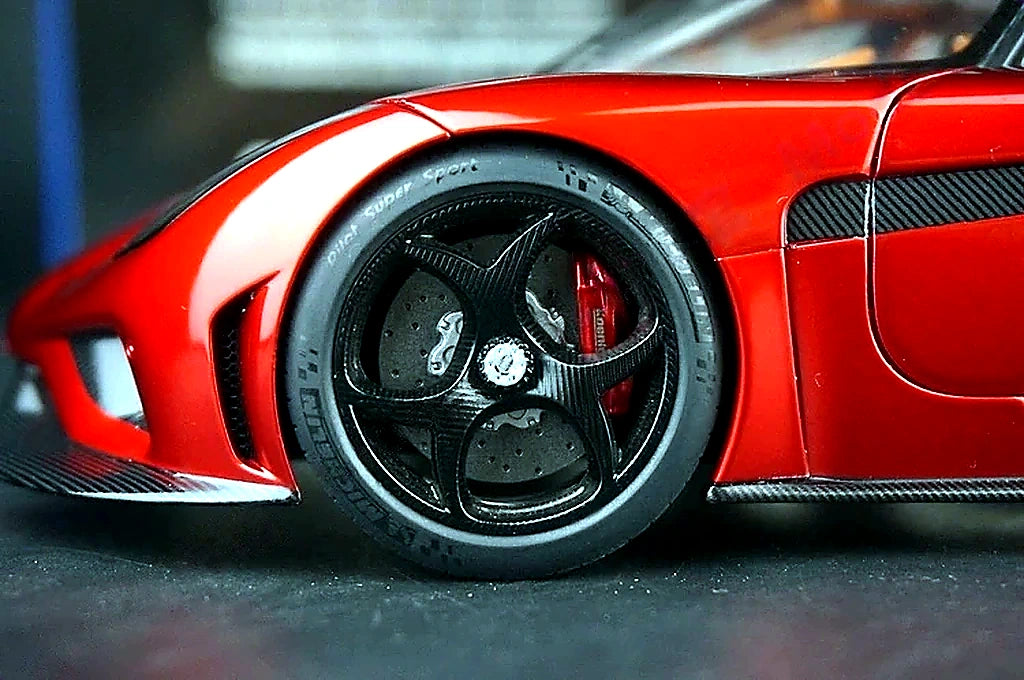 AutoArt Koenigsegg 2016 Regera Burgundy 1:18 – Modello da collezione pressofuso