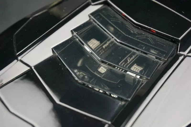AutoArt Lamborghini 2007 ريفينتون بلاك 1:18 – نموذج معدني قابل للجمع من القالب المصبوب