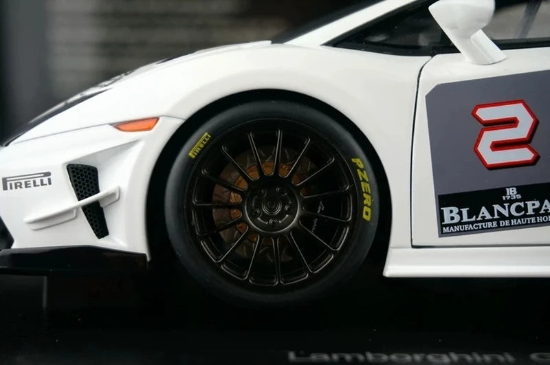 AutoArt Lamborghini 2008 Gallardo LP560-4 وايت 1:18 – نموذج معدني قابل للجمع من القالب المصبوب