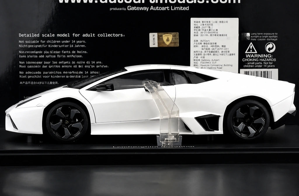 AutoArt Lamborghini 2008 Reventon White 1:18 – Collectible Diecast Model Die-Cast