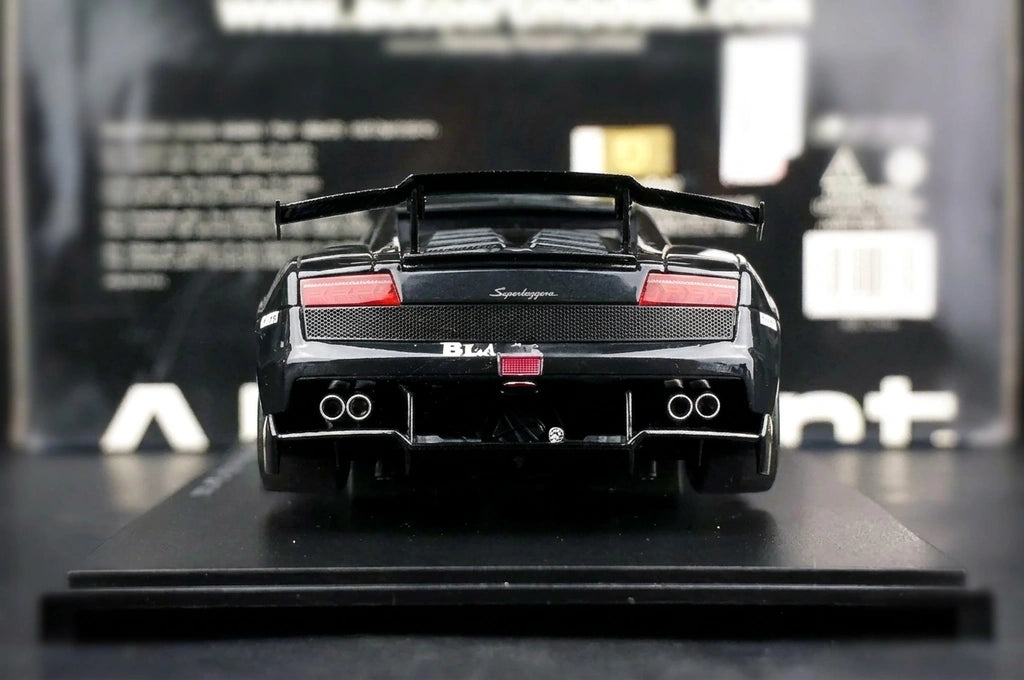 AutoArt Lamborghini 2009 Gallardo LP560-4 طلاء سوبر تروفيو بلانبان 1:18 – نموذج معدني قابل للجمع مصبوب.