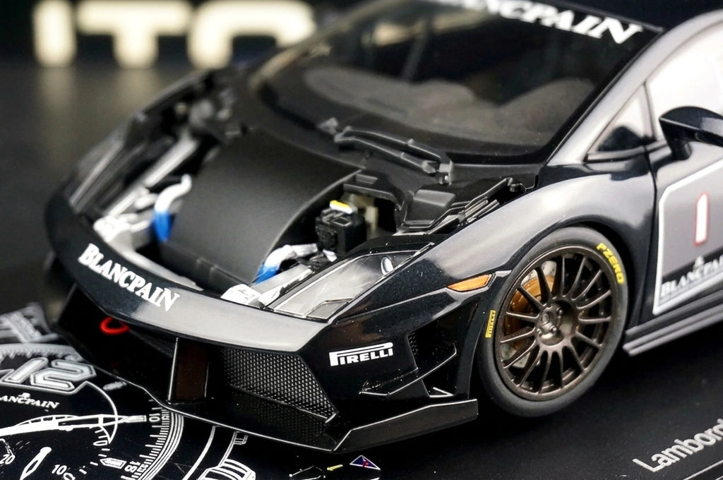 AutoArt Lamborghini 2009 Gallardo LP560-4 طلاء سوبر تروفيو بلانبان 1:18 – نموذج معدني قابل للجمع مصبوب.