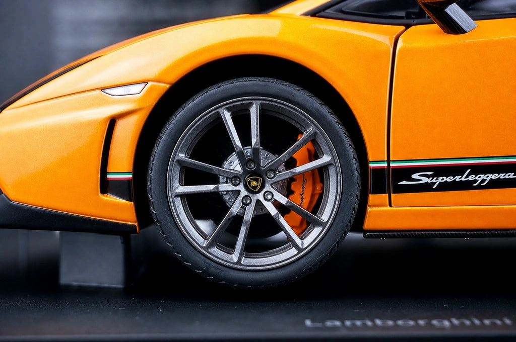 AutoArt Lamborghini 2010 Gallardo LP570-4 Superleggera Orange 1:18 – Collectible Diecast Model Die-Cast