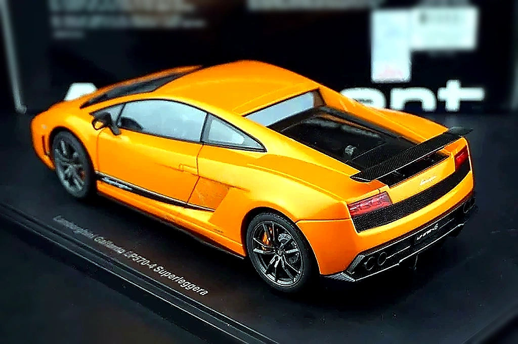 AutoArt Lamborghini 2010 Gallardo LP570-4 Superleggera Orange 1:18 – Collectible Diecast Model Die-Cast