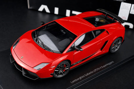 AutoArt Lamborghini 2010 Gallardo LP570-4 Superleggera Red 1:18 – Keräilyvalmisteinen valumalli