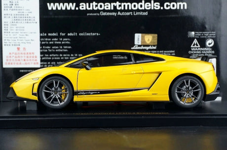 AutoArt Lamborghini 2010 Gallardo LP570-4 Superleggera Yellow 1:18 – Keräilyvalmisteinen valumalli