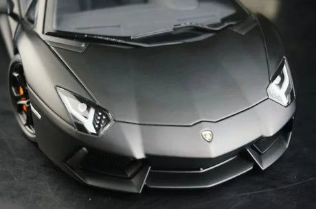 AutoArt Lamborghini 2011 Aventador LP700-4 Black 1:18 – Keräilyesineet valuvalumallit